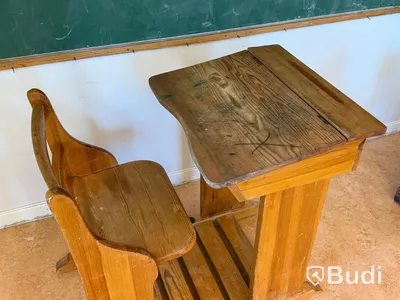 Skolbänk i trä, brun, retro