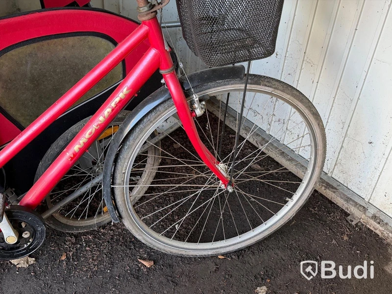 Damcykel Monark med cykelvagn
