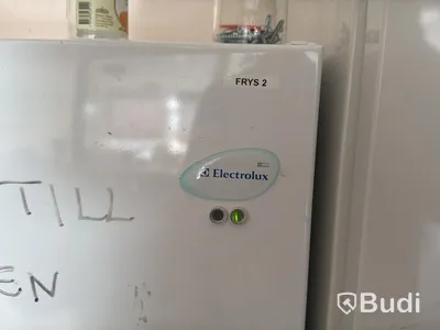 2 st frysskåp, Husqvarna samt Electrolux