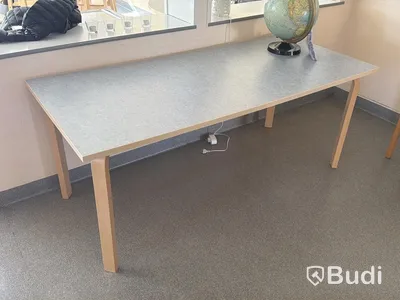 Matsalsmöbler, bord och stolar - 7 bord samt 36 stol, Lekolar