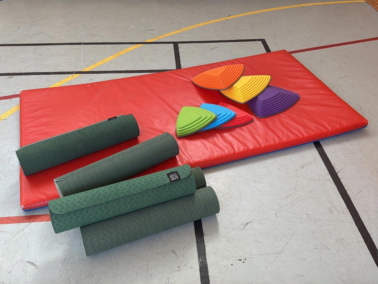 Gymnastikmatta, Gonge balansstenar samt yogamattor