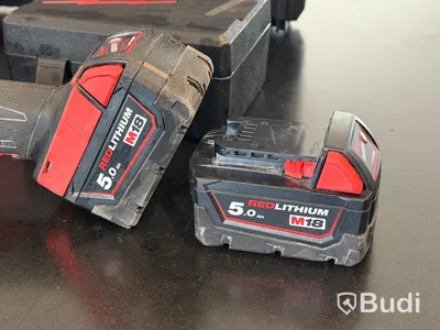 Multi-tool, Milwaukee M18 FMT with batteries, charger and case (demo unit)