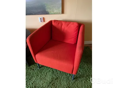 Loungegrupp och tavla