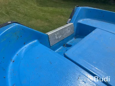 Båt med kärra