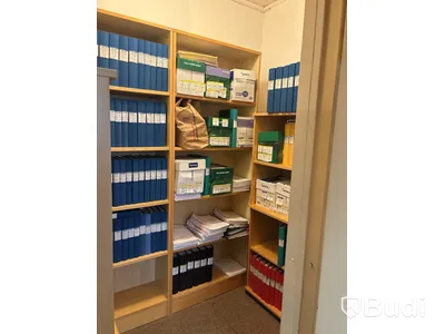 4 st. bokhyllor, ljus trä