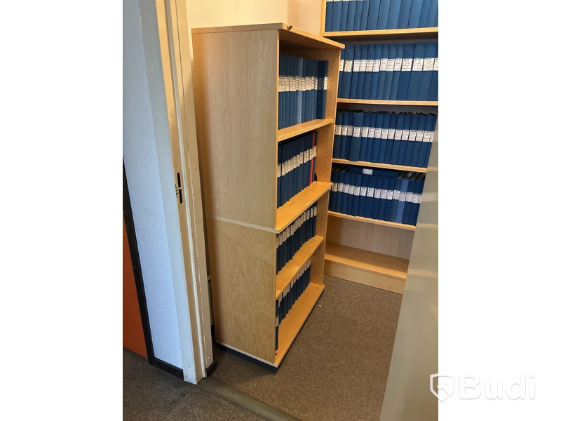 4 st. bokhyllor, ljus trä