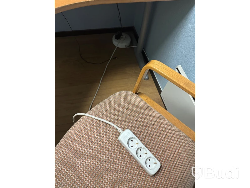 Kontor, datorskärm med mera
