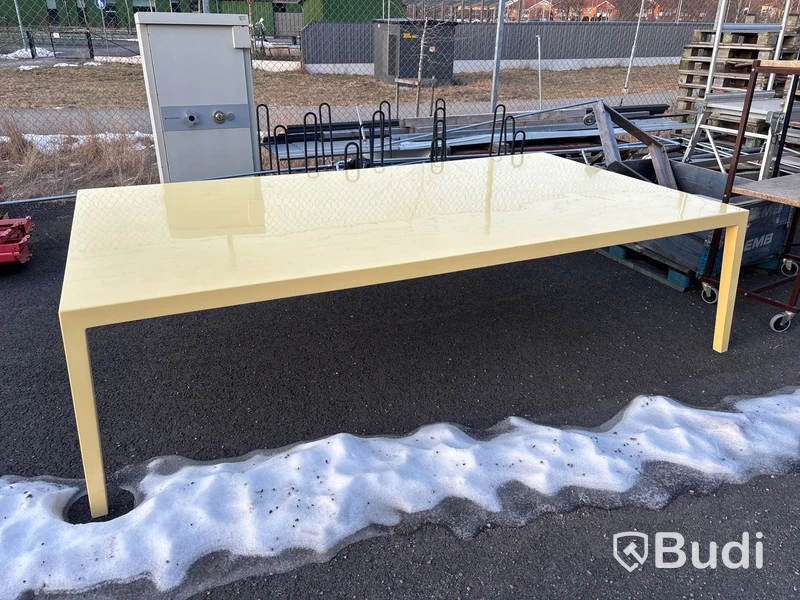 Stort bord 2,8 meter