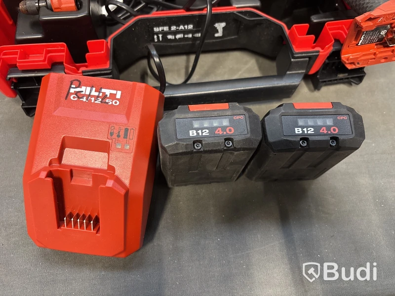 Borrskruvdragare med utbytbar chuck HILTI 12 volt