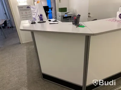 Receptionsdisk ifrån välkända Edsbyn kontorsmaterial.