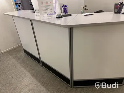 Receptionsdisk ifrån välkända Edsbyn kontorsmaterial.