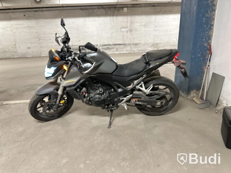 HONDA CB750 -2023