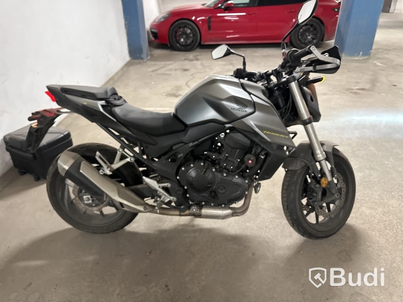 HONDA CB750 -2023