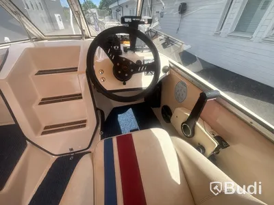 Motorboat Ryds 530DC with Johnson 70 hp 2-stroke. Length: 5.3 m. 1988