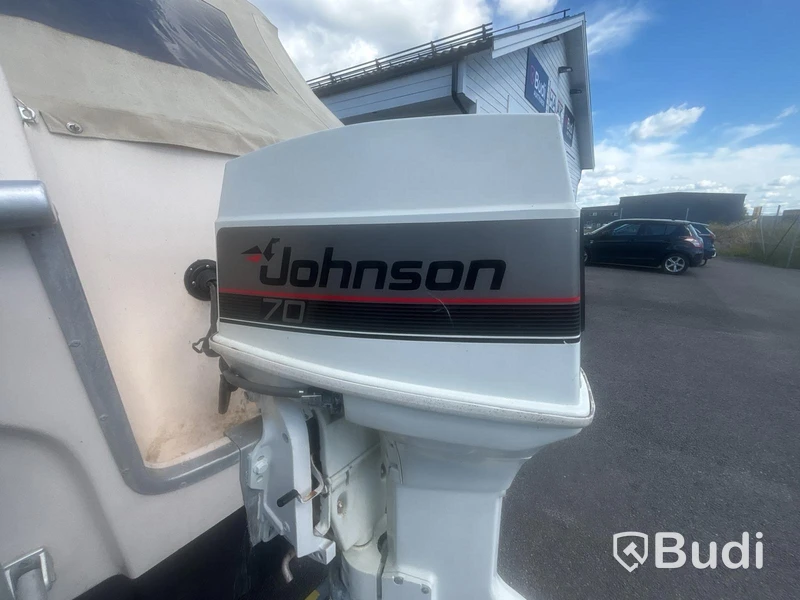 Motorboat Ryds 530DC with Johnson 70 hp 2-stroke. Length: 5.3 m. 1988
