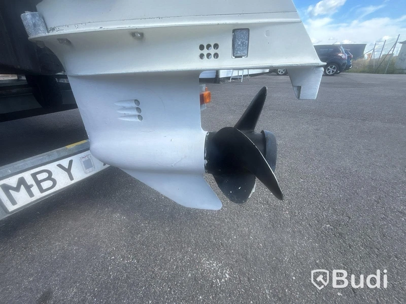 Motorboat Ryds 530DC with Johnson 70 hp 2-stroke. Length: 5.3 m. 1988