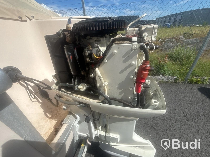 Motorboat Ryds 530DC with Johnson 70 hp 2-stroke. Length: 5.3 m. 1988