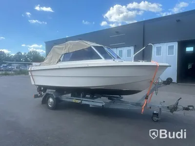 Motorboat Ryds 530DC with Johnson 70 hp 2-stroke. Length: 5.3 m. 1988