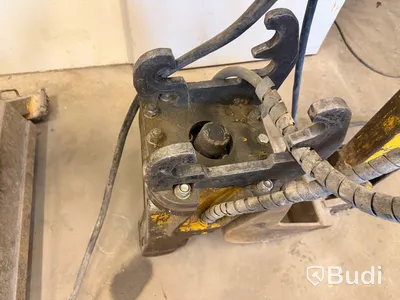 Rivningsrobot, BROKK BM 110