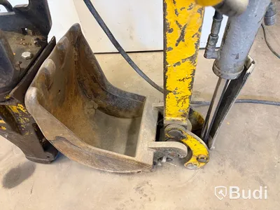 Rivningsrobot, BROKK BM 110