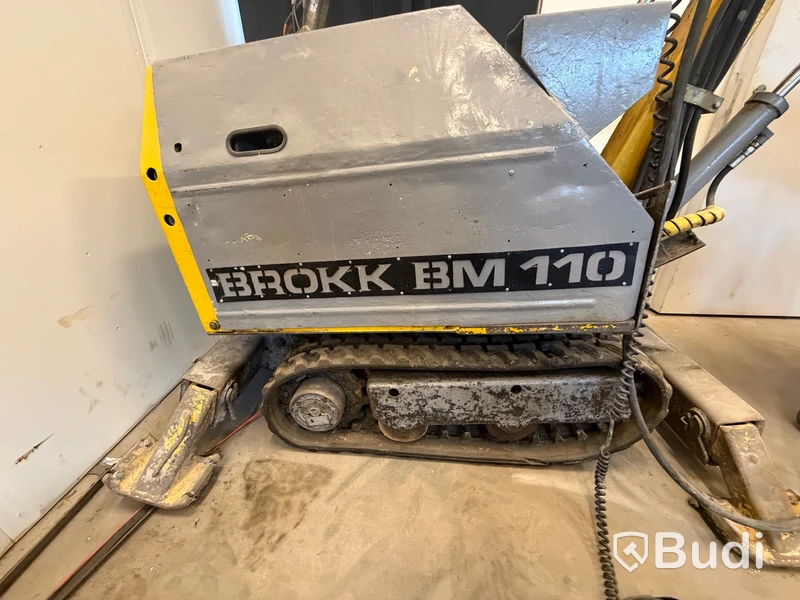 Rivningsrobot, BROKK BM 110