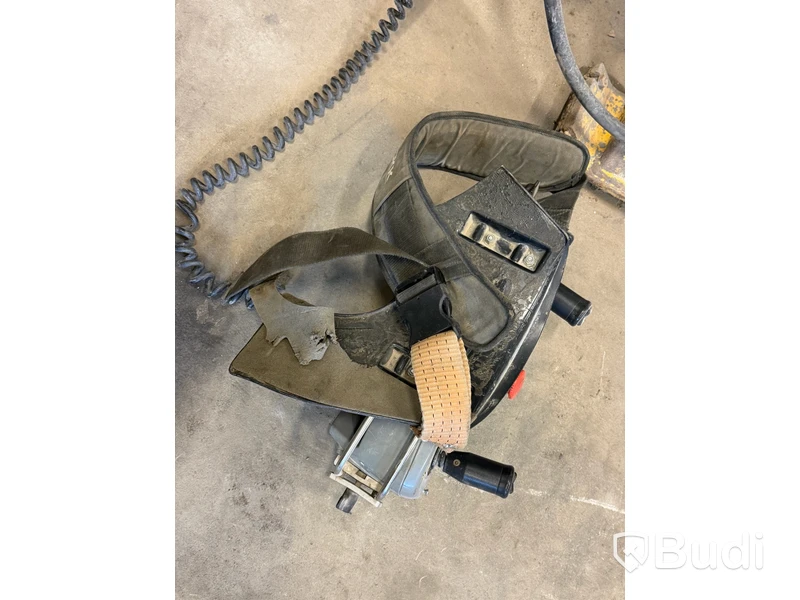 Rivningsrobot, BROKK BM 110