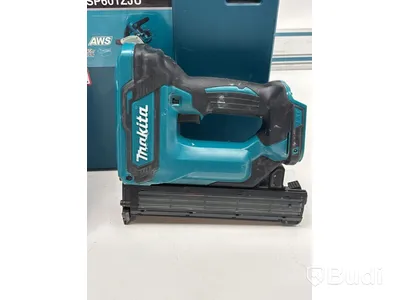 Parti med verktyg Makita