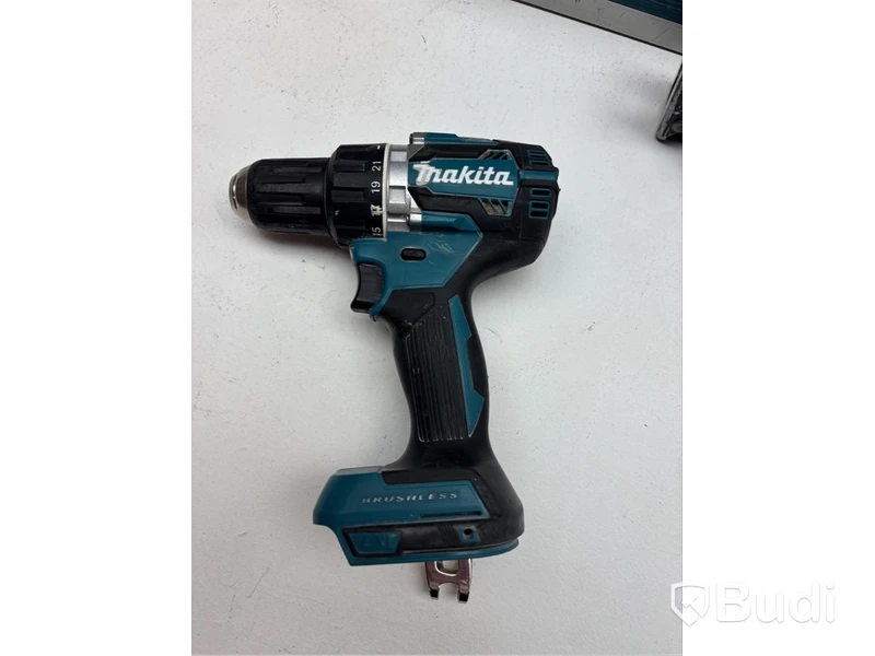 Parti med verktyg Makita