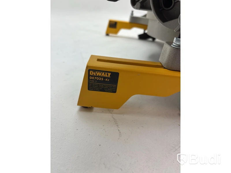 Kombigeringssåg Dewalt inkl. sågbänk och sågbockar