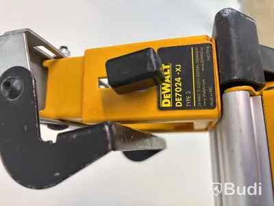 Kombigeringssåg Dewalt inkl. sågbänk och sågbockar