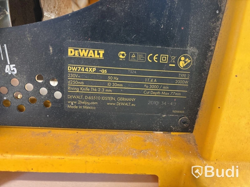 Bordssåg Dewalt DW744XP