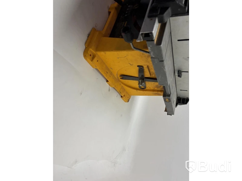 Bordssåg Dewalt DW744XP