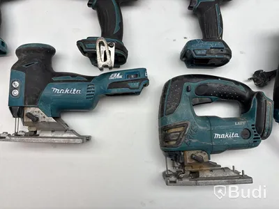 Parti med diverse verktyg Makita, inkl. verktygslådor