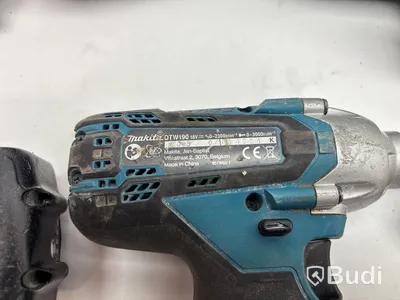 Parti med diverse verktyg Makita inkl. verktygsbag