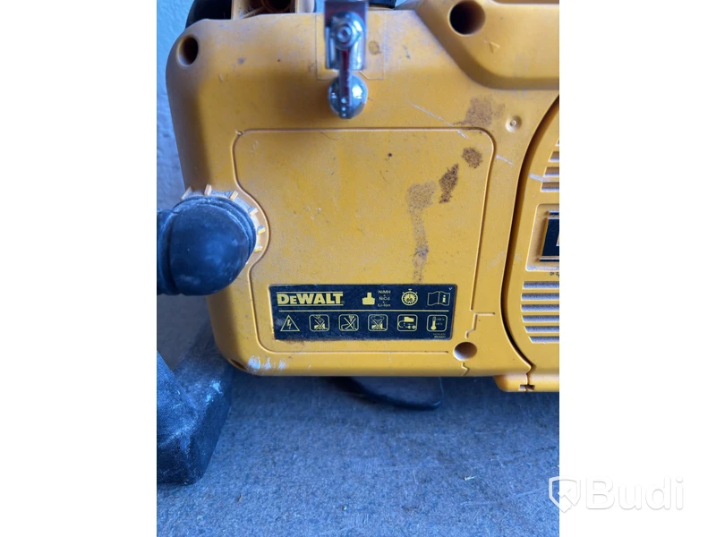 DeWalt Jobsite Radio, DC012