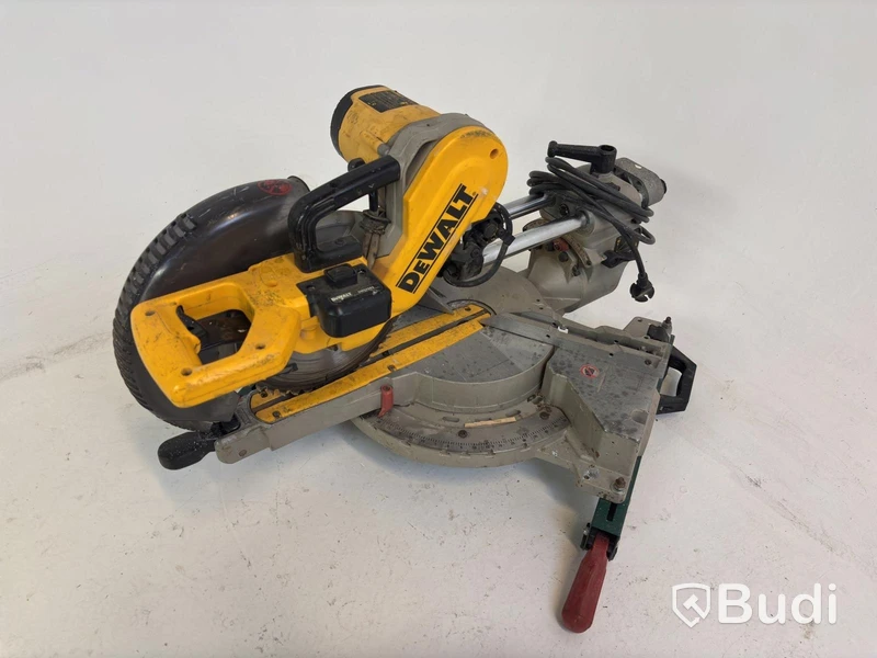 Kap- och gersåg DeWalt, DW717XPS