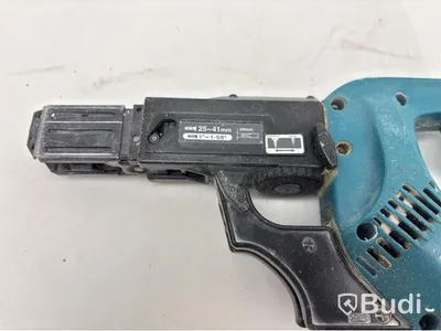 Skruvautomat Makita, 6833