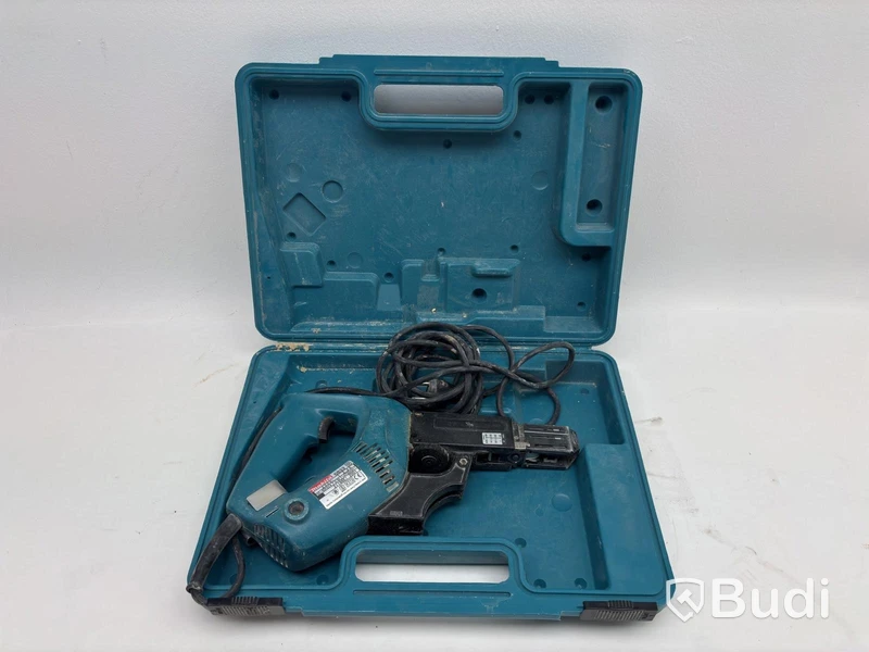 Skruvautomat Makita, 6833