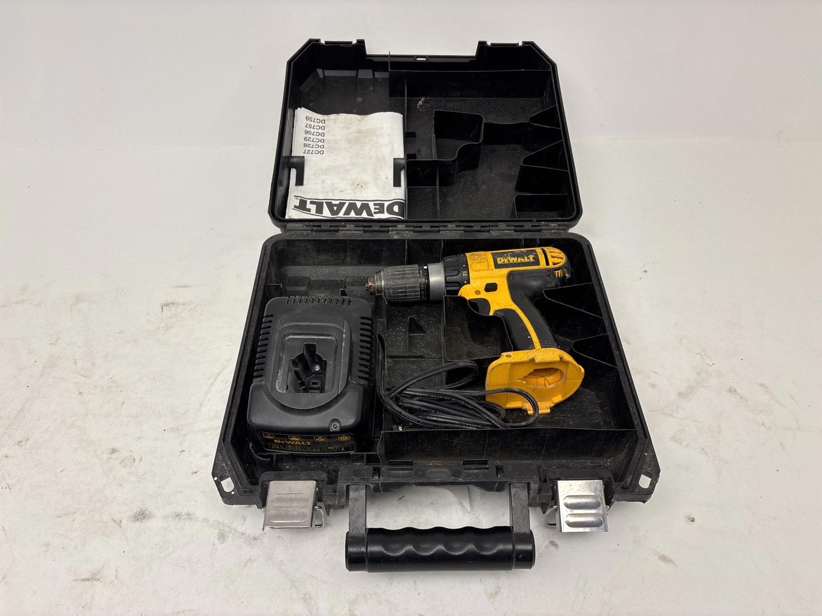 Borrmaskin Dewalt, DC745
