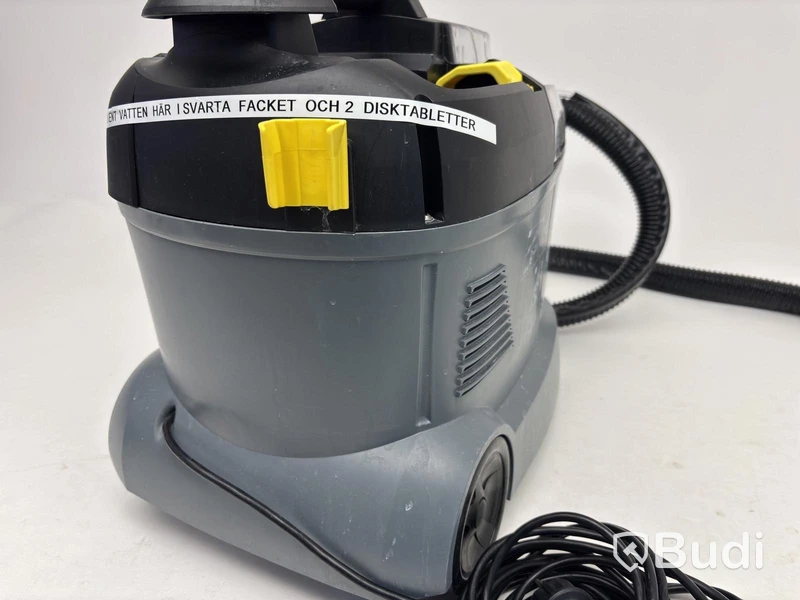 Kärcher Puzi 8/1 C textile cleaner