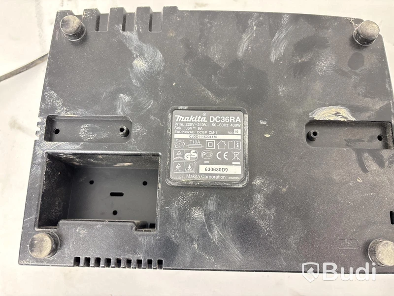 Borthammare Makita, BHR261T