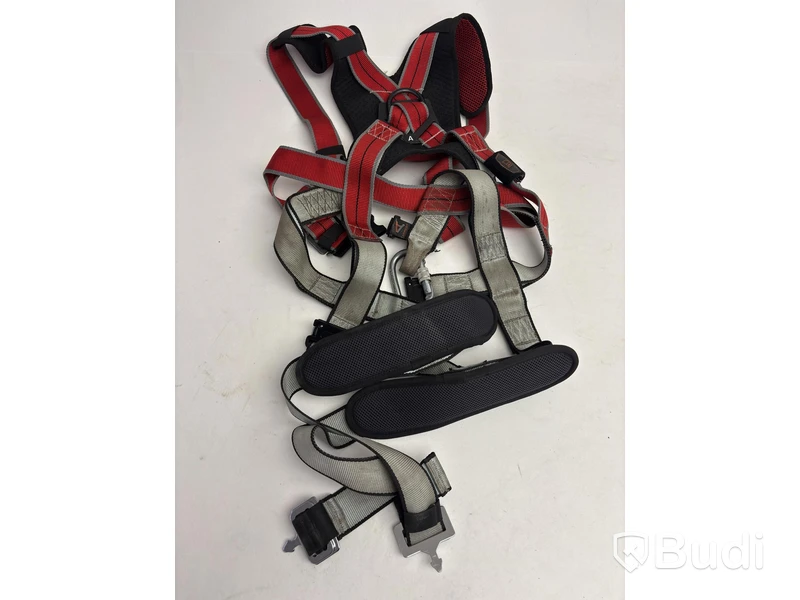 2 safety harnesses, incl. assorted accessories, bags + helmets, Würth