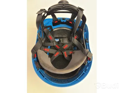 2 safety harnesses, incl. assorted accessories, bags + helmets, Würth