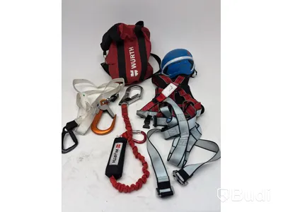2 safety harnesses, incl. assorted accessories, bags + helmets, Würth