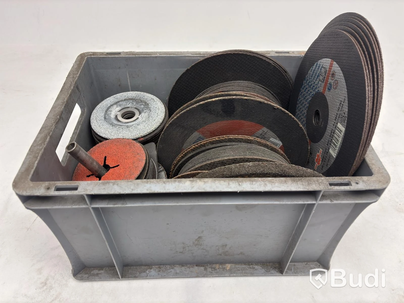 Grinding discs, assorted sizes