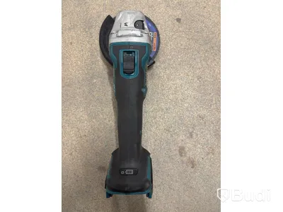 Tool lot, 4 Makita 18V angle grinders