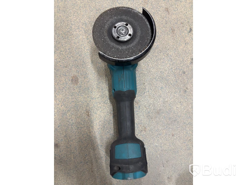 Tool lot, 4 Makita 18V angle grinders