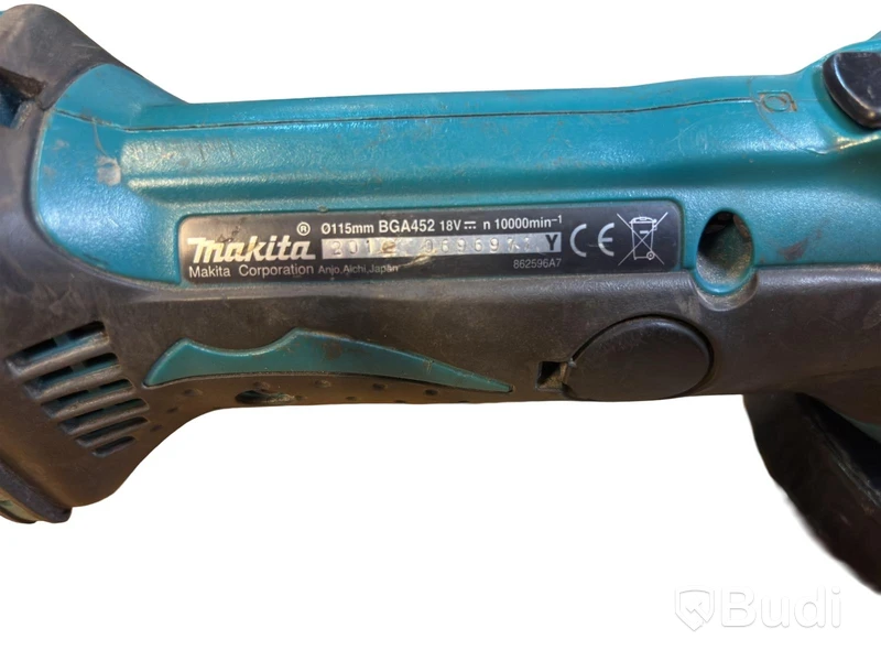 Tool lot, 4 Makita 18V angle grinders