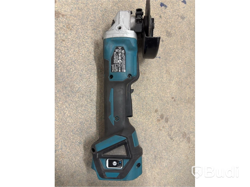 Tool lot, 4 Makita 18V angle grinders
