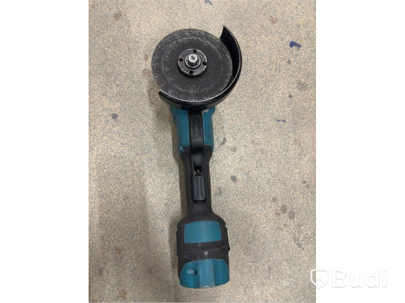 Tool lot, 4 Makita 18V angle grinders